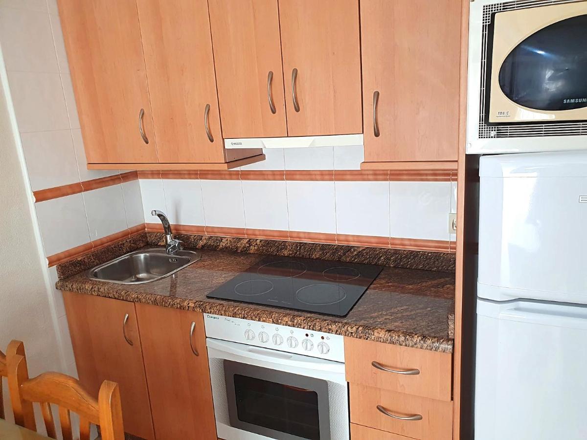 Apartamento Un Dormitorio En เบนิดอร์ม ภายนอก รูปภาพ